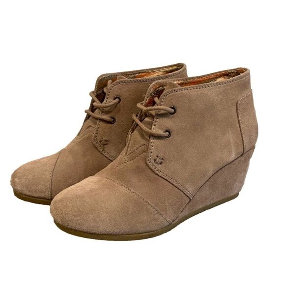 Toms Shoes - Tom’s bootie wedges beige - LIKE NEW - W6.5